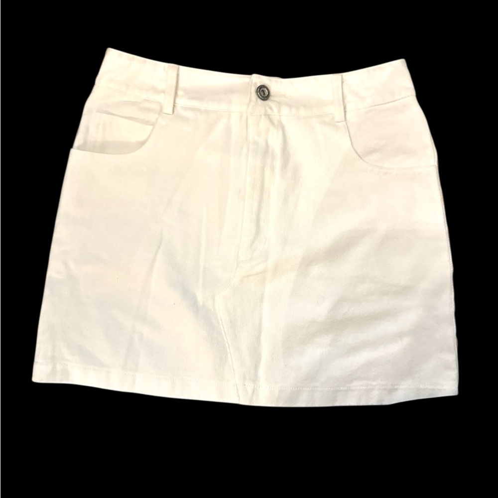 POL NWOT Size Small White with Aztec Print Jean Mini Skirt With Pockets